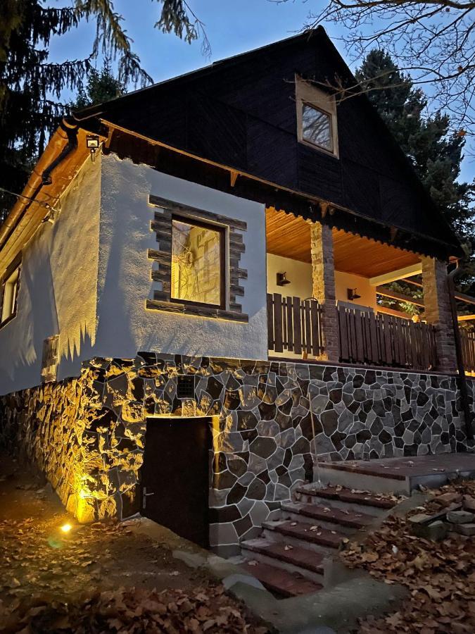 Cityside Cottage Eger Eksteriør billede